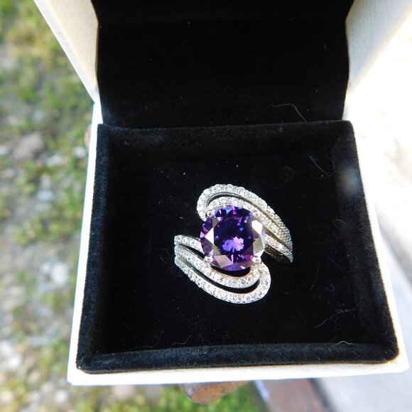 Ladies Genuine Amethyst 5.22 ctw & White Sapphire .925 Sterling Silver Ring - Picture 2 of 6